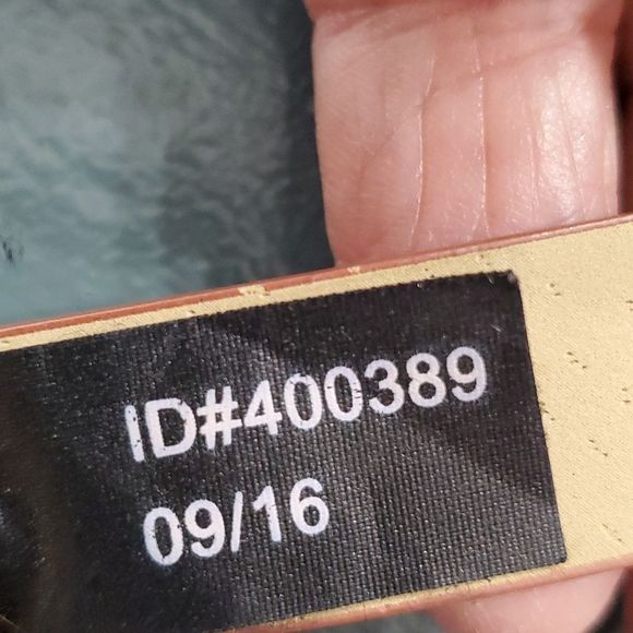 Women's brown belt by Express. Brass buckle. MEDIUM TO SMALL, adjustable. - Picture 6 of 9